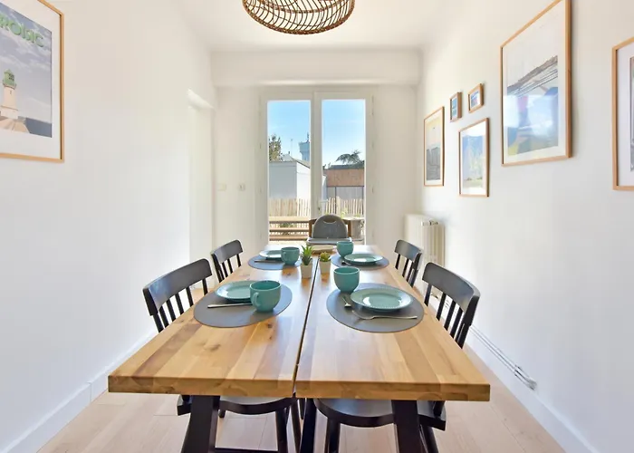 Emissole F3 4 A 6p 2ch Cosy Proche Port Apartmán *